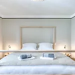 L\'Or Azur, Jacuzzi privé et piscine chauffée
