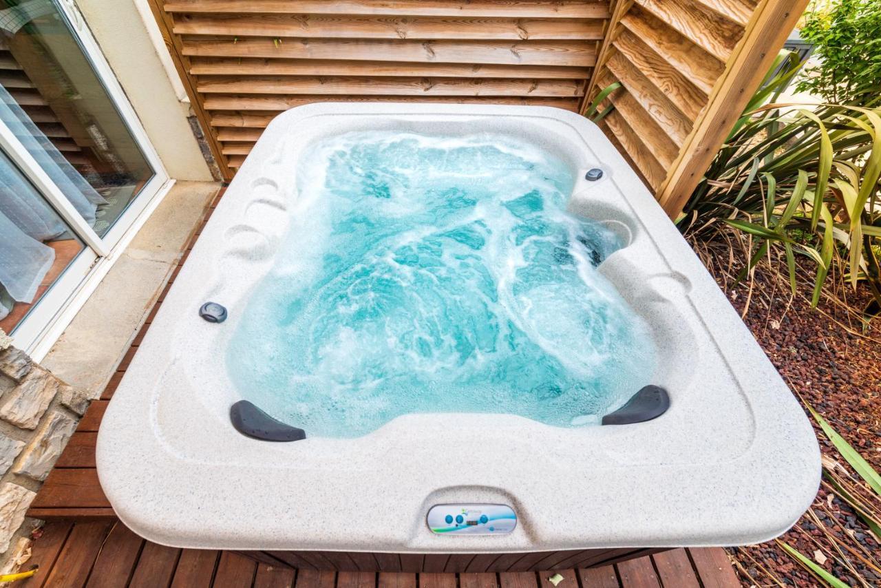 Сasa de vacaciones L'or Azur, Jacuzzi Privé Et Piscine Chauffée Carcasona